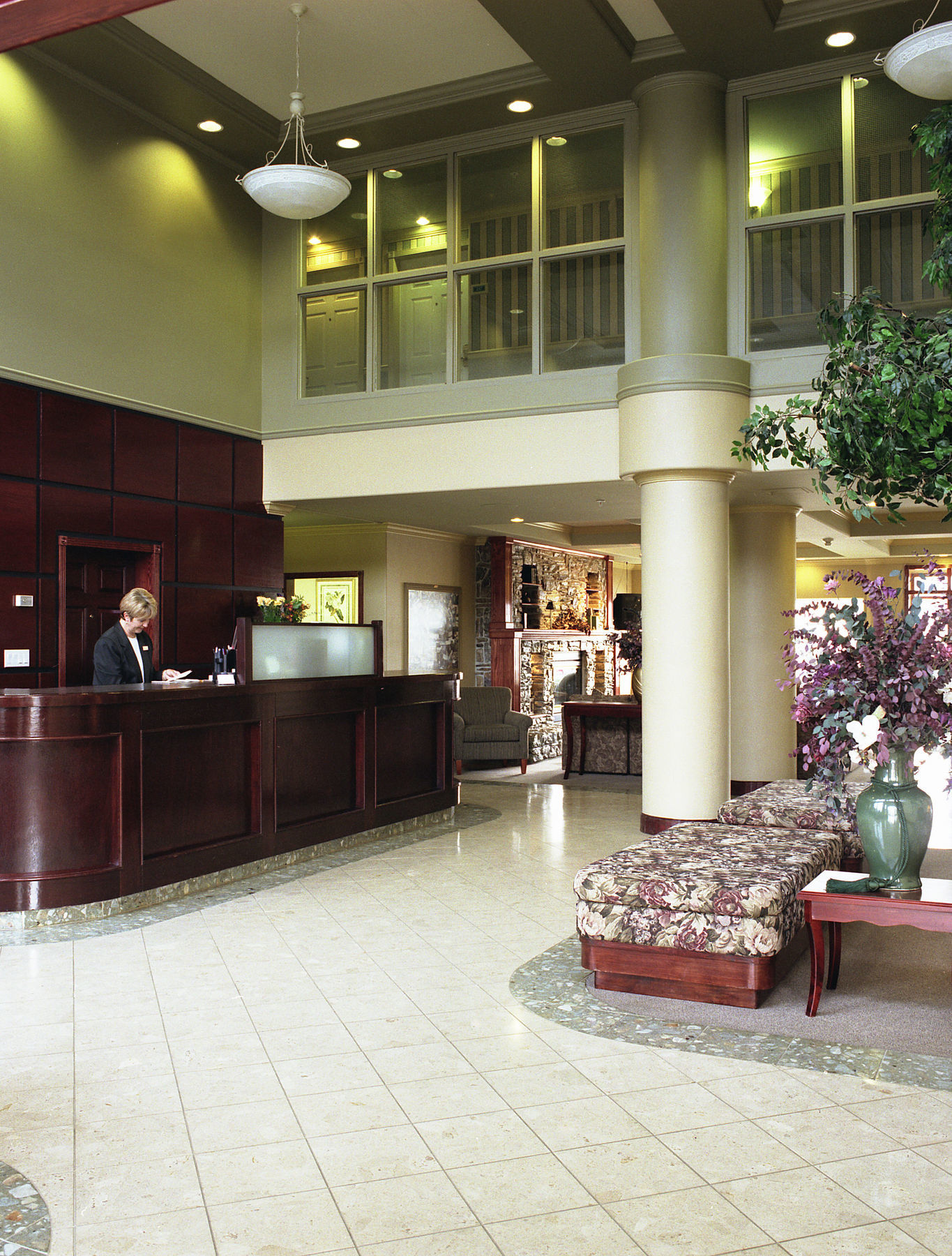 Sandman Hotel Квінел Екстер'єр фото